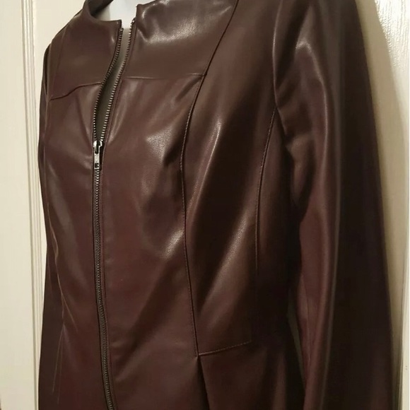 WORTHINGTON PLEATHER FAUX LEATHER PEPLUM JACKET BURGUNDY MSRP $80 Size 6 NWT - Picture 3 of 7